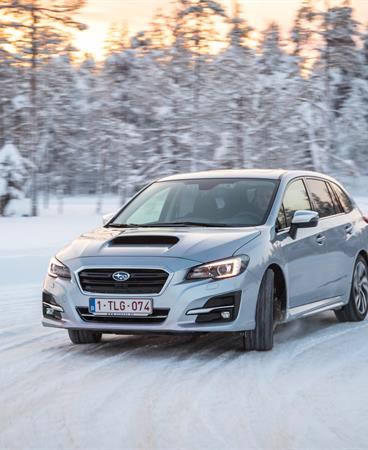 SUBARU_LEVORG-35-hr